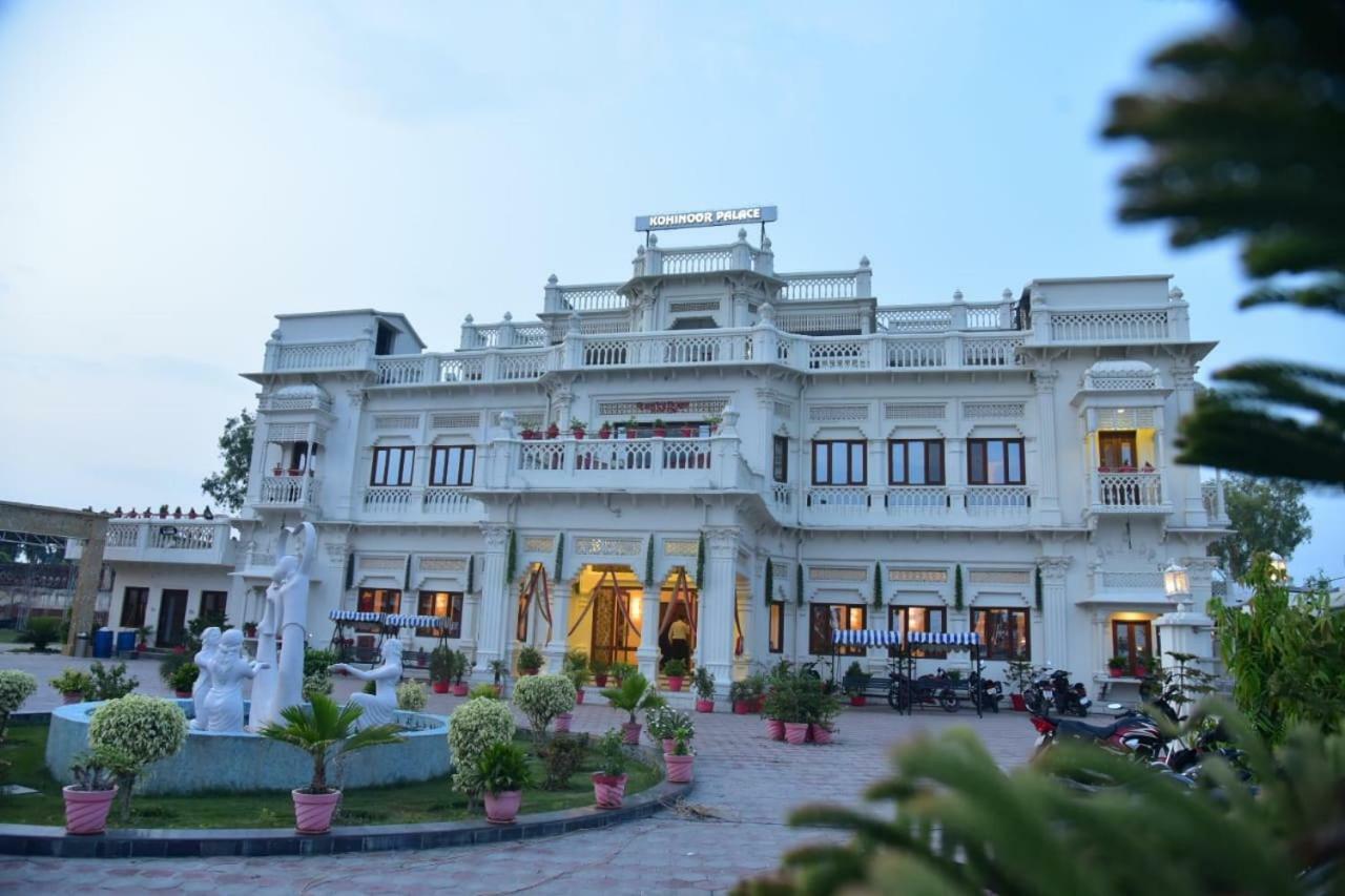 Kamay The Kohinoor Palace - A Heritage Hotel Faizābād Kültér fotó